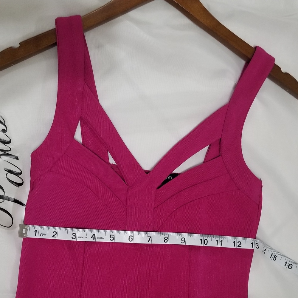 Y2K Fusia body fitted mini by Jeanette Fashion - Picture 5 of 8